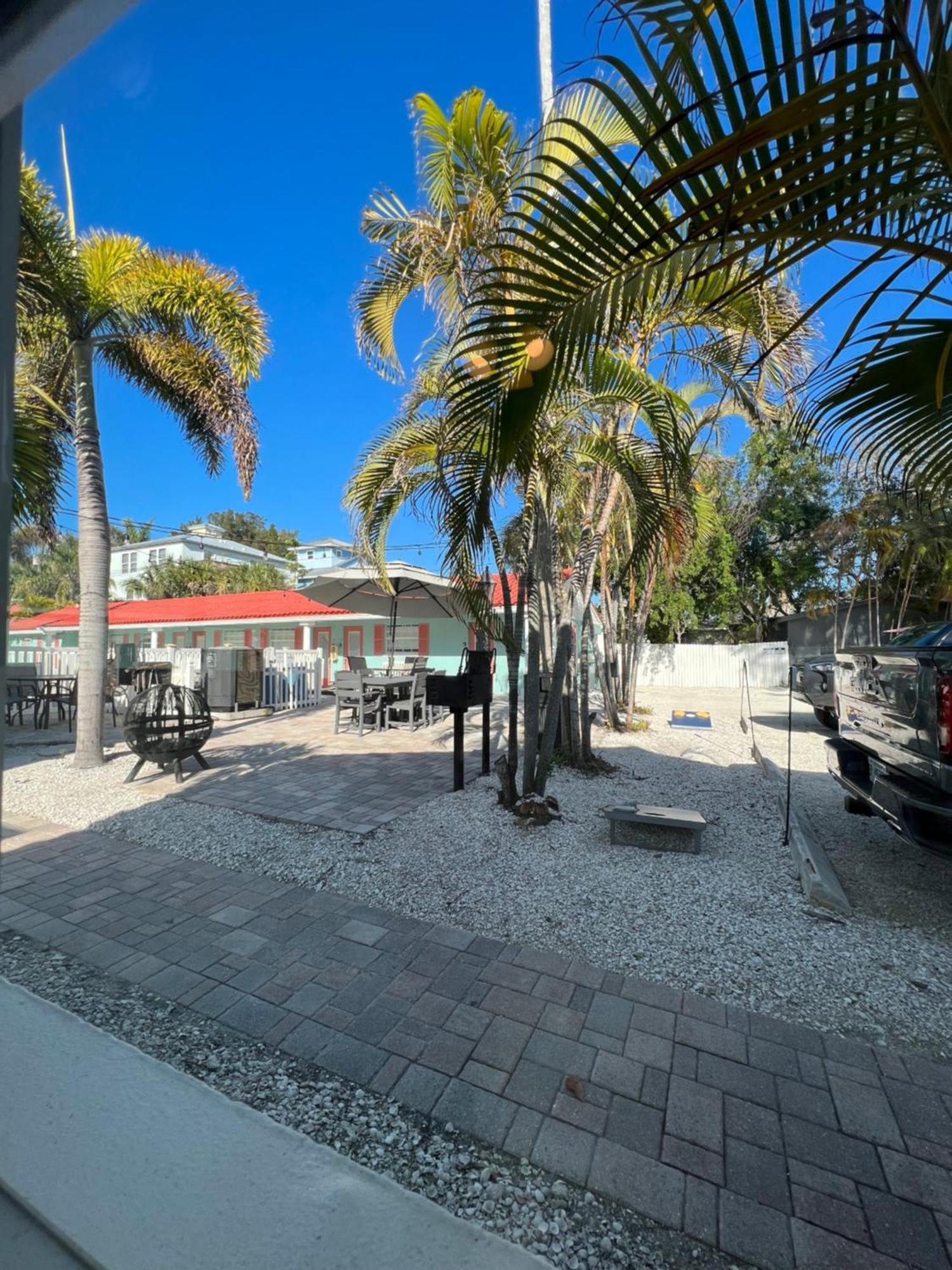 Hotel Blue Waters Treasure Island Exterior foto